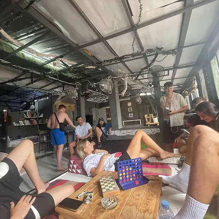 Dormsin Social-3